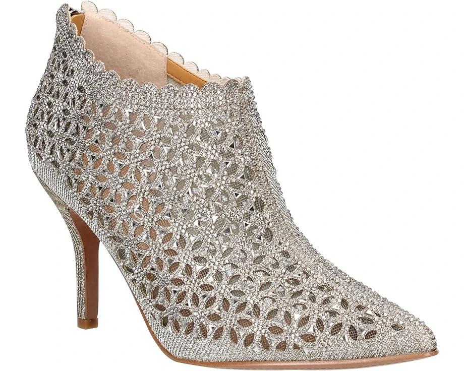 J. Renee Nishita 1 J. Renee Nishita